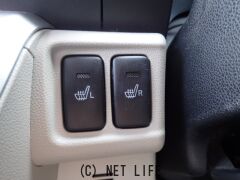 ダイハツ キャスト