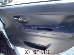 ダイハツ ミライース