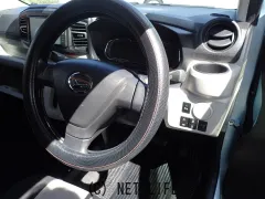 ダイハツ ミライース