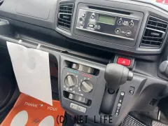 ダイハツ ミライース