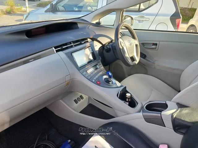 トヨタ プリウスPHV