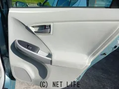 トヨタ プリウスPHV