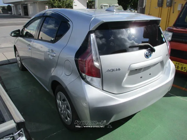 トヨタ アクア