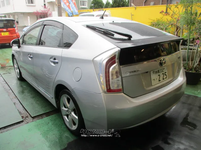 トヨタ プリウス