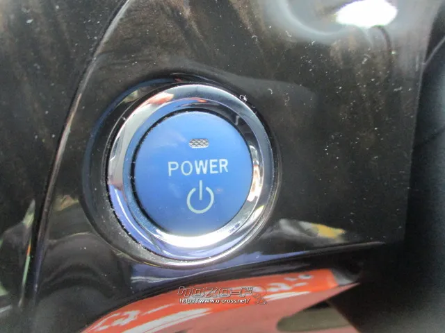 トヨタ プリウス