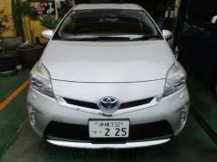 トヨタ プリウス