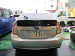 トヨタ プリウス