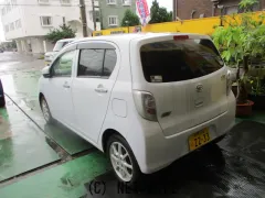 ダイハツ ミライース