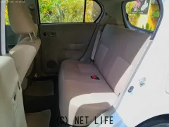 ダイハツ ミライース