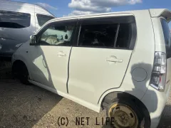 部品取車 AZワゴン(スティングレー)