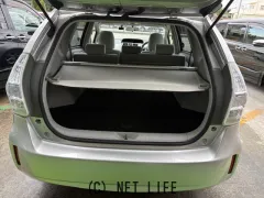 トヨタ プリウスα