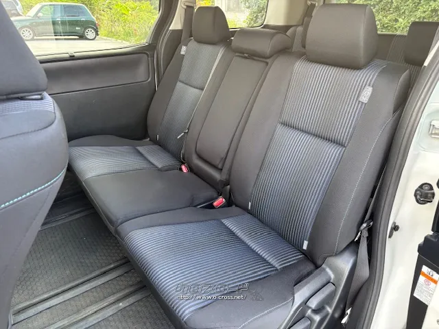 トヨタ ヴォクシー