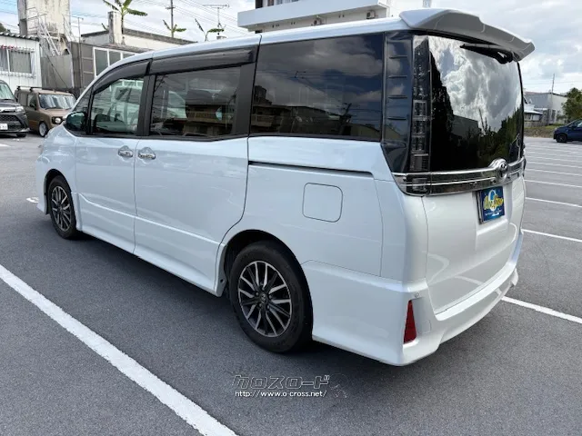 トヨタ ヴォクシー