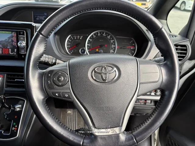 トヨタ ヴォクシー