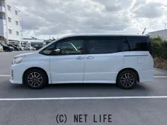 トヨタ ヴォクシー