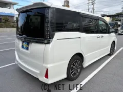 トヨタ ヴォクシー