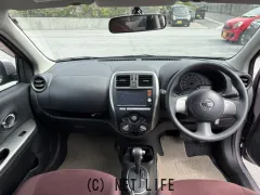 日産 マーチ