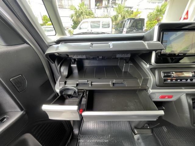 多機能な収納スペース。 スズキ スペーシア