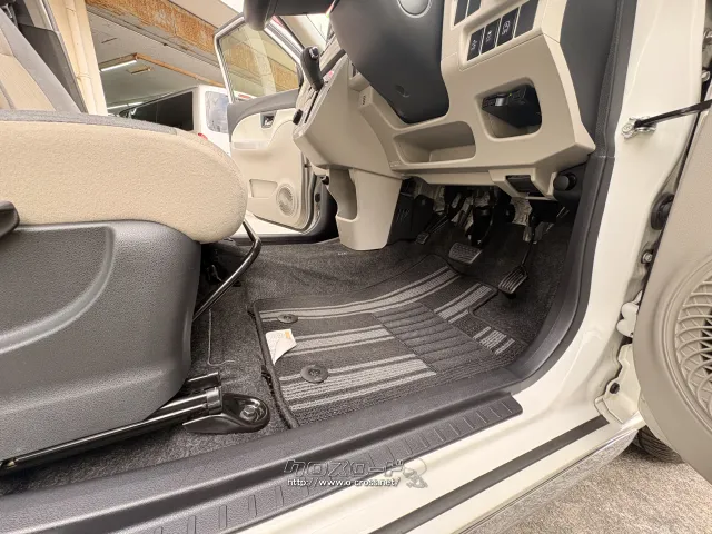 ダイハツ キャスト