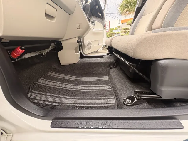 ダイハツ キャスト