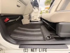 ダイハツ キャスト