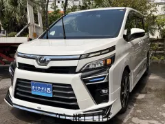 トヨタ ヴォクシー