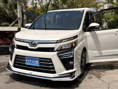 トヨタ ヴォクシー