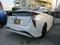 トヨタ プリウス