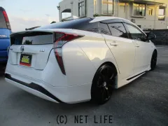 トヨタ プリウス