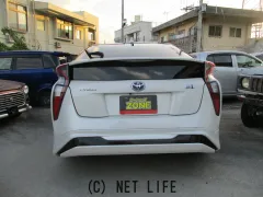 トヨタ プリウス