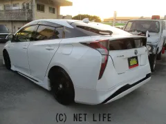 トヨタ プリウス