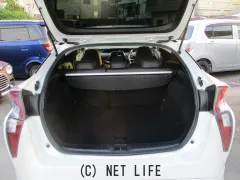 トヨタ プリウス