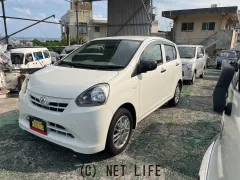 ダイハツ ミライース