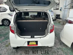 ダイハツ ミライース