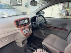 ダイハツ ミライース