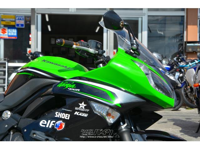 カウルやグラブバーも大きく、タンデムやロングツーリングも得意! カワサキ ニンジャ400