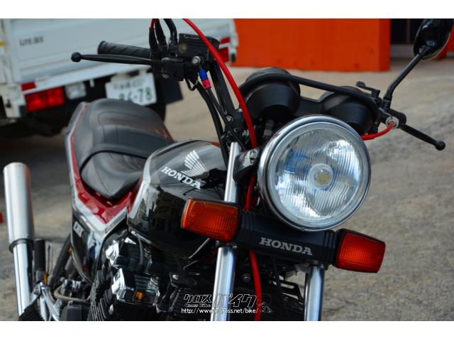 250cc以上のバイク、時には旧車、カスタム車まで様々なバイクを取り扱っております。 ホンダ CBX400