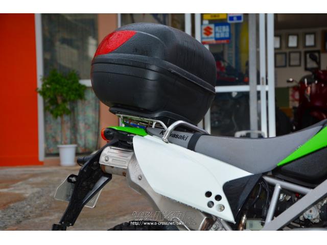 当店はスズキ現行車を中心に各メーカー新車、中古車を常時30台ラインナップ。 カワサキ KLX125