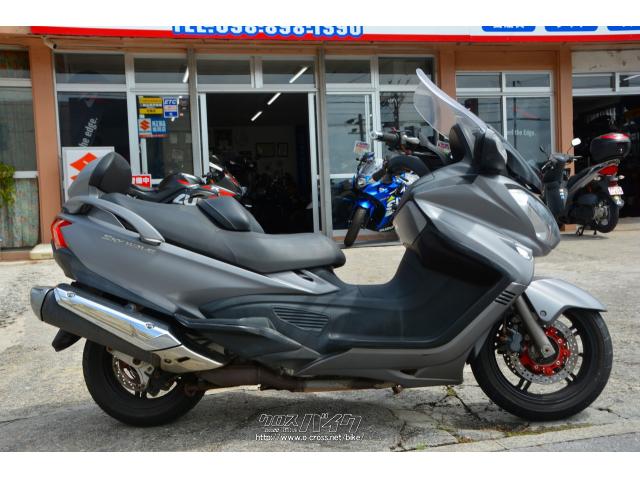 国内初のCVT採用バイクで、快適な乗り味が自慢です。 スズキ スカイウェイブ650