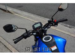 スズキ ジクサー