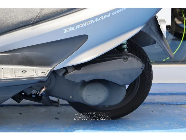 スズキ バーグマン200