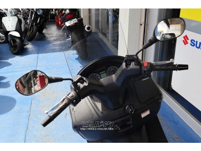 スズキ バーグマン200