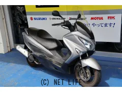 スズキ バーグマン200