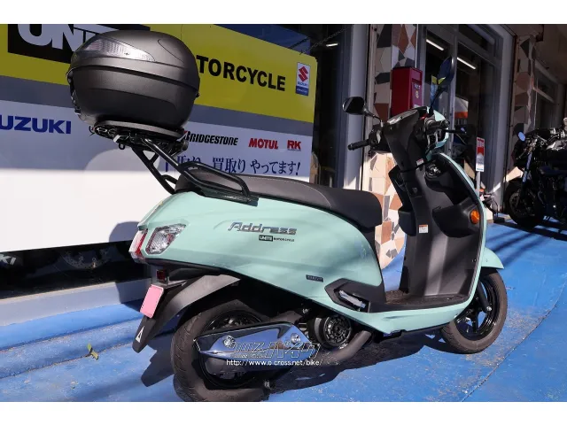 便利なUSBソケットや、燃費のよいエンジンはそのままバージョンアップ♪ スズキ アドレス125