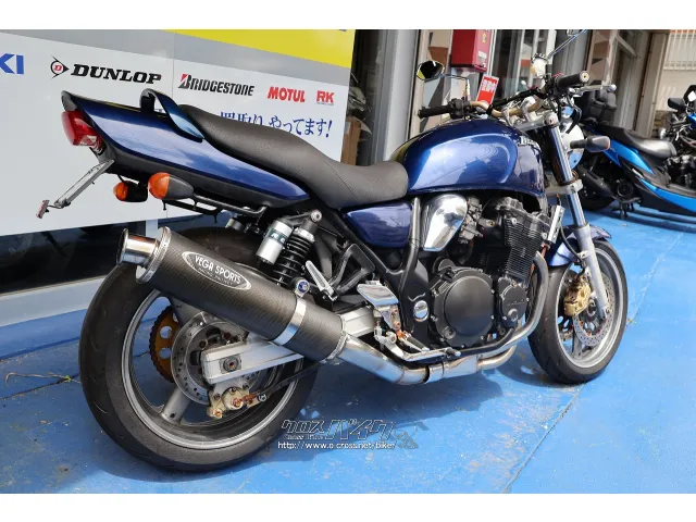 フェンダーレス化。Fキャリパーは純正でブレンボです。 スズキ GSXイナズマ400