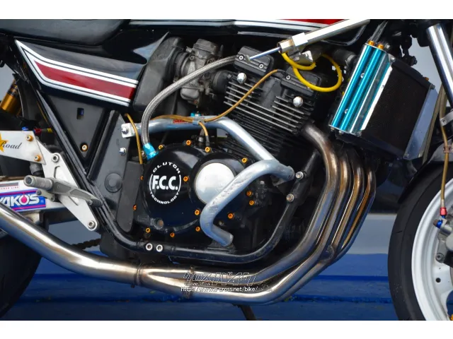 当店はスズキ現行車を中心に各メーカー新車、中古車を常時60台ラインナップ。 スズキ GSXインパルス