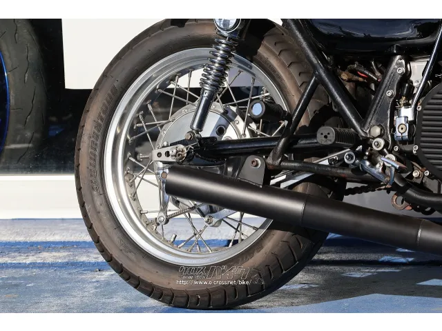 250cc以上のバイク、時には旧車、カスタム車まで様々なバイクを取り扱っています カワサキ Z