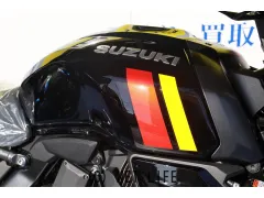 スズキ GSX-8S