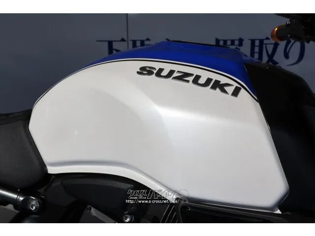 スズキ GSX-8S