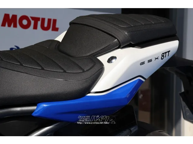 スズキ GSX-8S